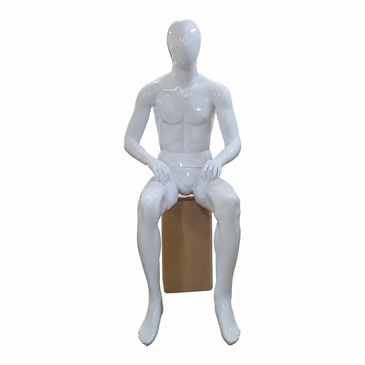 Mannequin homme avec tête pour vitrine – blanc, finition brillante Mannequin homme avec tête pour vitrine – blanc, finition brillante