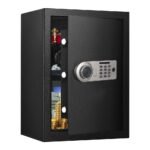 Coffre-fort ZC AL002-50 entrouvert en mise en scène